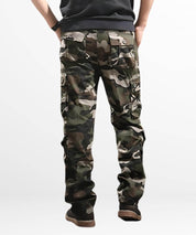 Rear view of men's camouflage cargo pants, featuring spacious pockets and a relaxed fit.