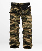 Robust and combat-ready military camo cargo pants with secure fittings and spacious pockets.