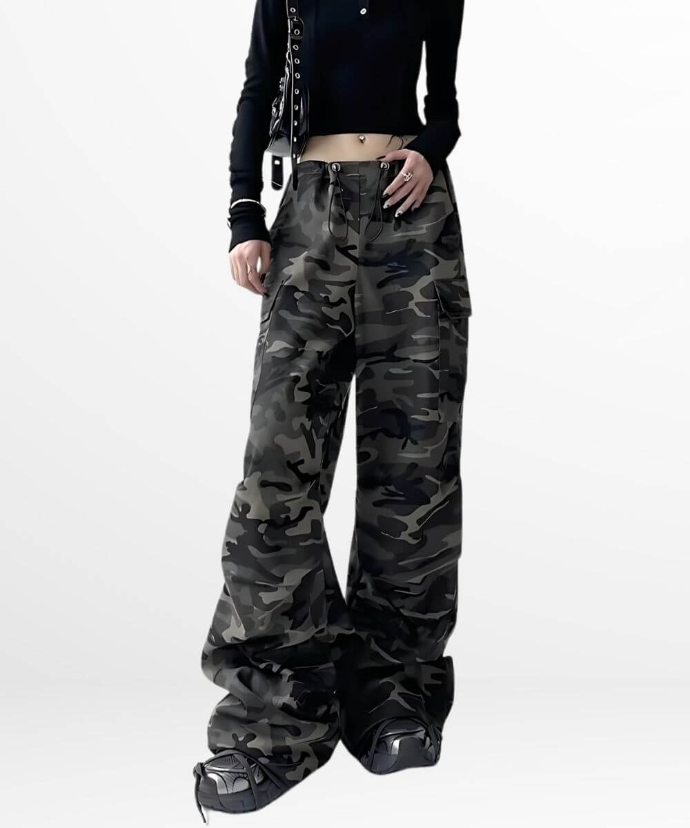 High-waisted Plus-Size Camouflage Pants For Women for a comfortable and stylish look.